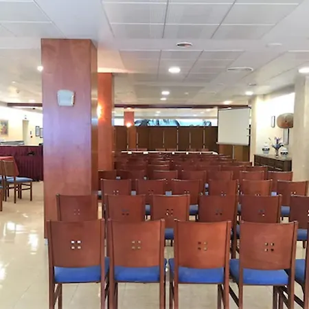 Flora Parc 3*