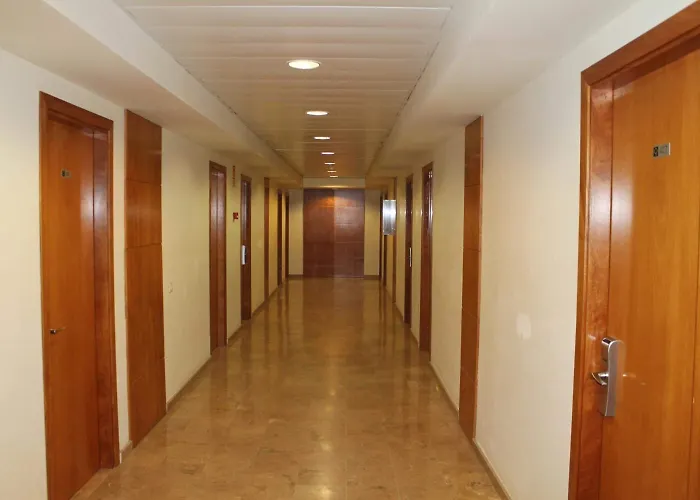 Flora Parc 3* Castelldefels