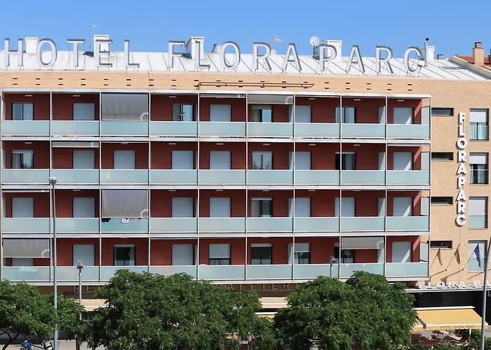 Отель Flora Parc Кастельдефельс