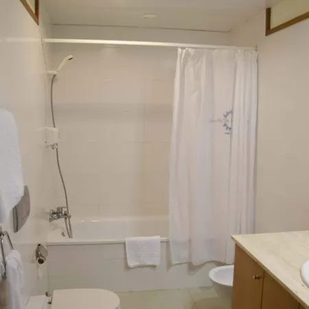 Flora Parc Hotel 3*