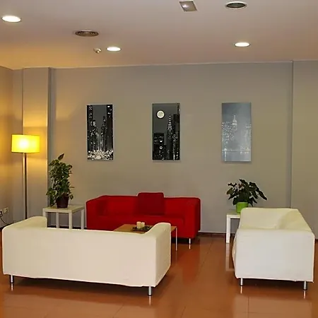 Hotel Flora Parc 3*