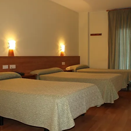 Flora Parc 3*
