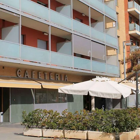 Flora Parc 3*
